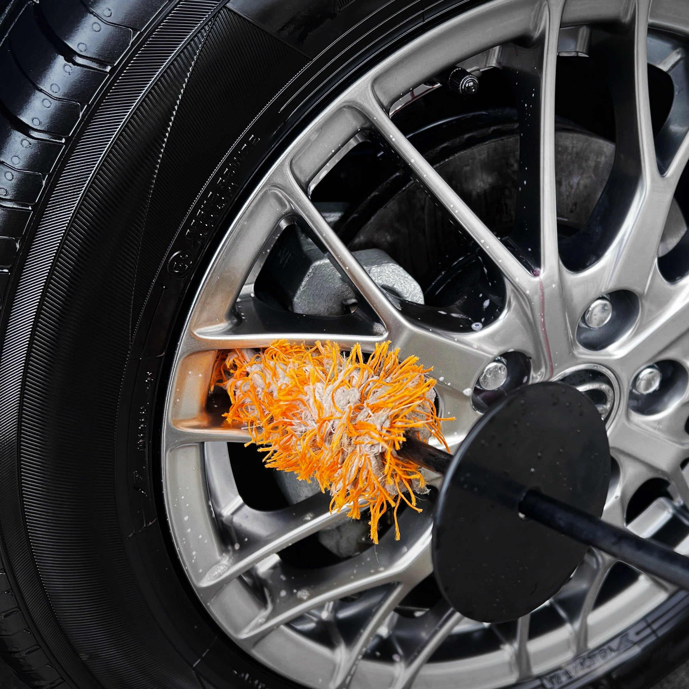 CARPRO Flat Spot KIT - Microvezel Velgenborstel Set voor Auto Dieptereiniging, ideaal voor Velgenreiniger en Velg Bescherming, essentieel in Car Detailing Producten en Auto Wassen Producten.
